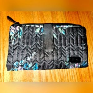 Tram in Bouquet Black in EUC